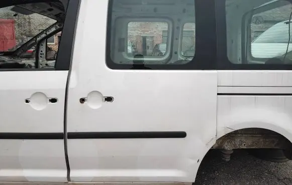 Volkswagen Caddy Side sliding door 