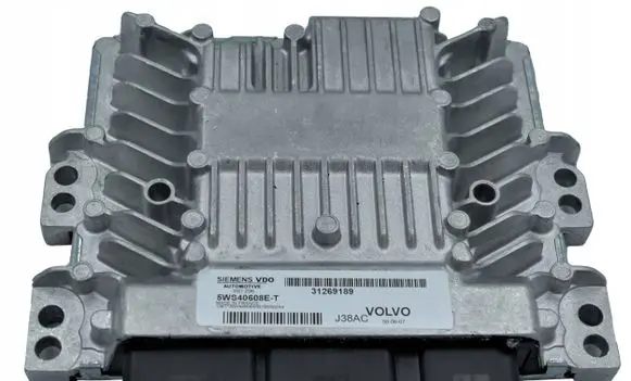 Volvo V70 Engine control unit/module 31269189