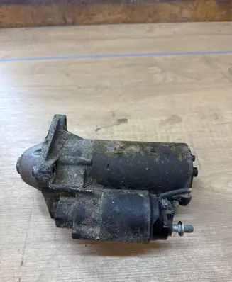 Opel Insignia A Starter motor