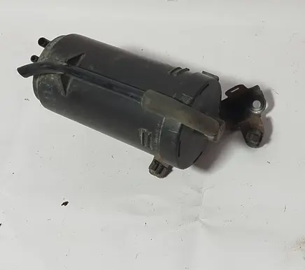 Mitsubishi Colt Active carbon filter fuel vapour canister MR993308