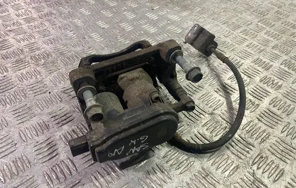 Hyundai Santa Fe Rear brake caliper