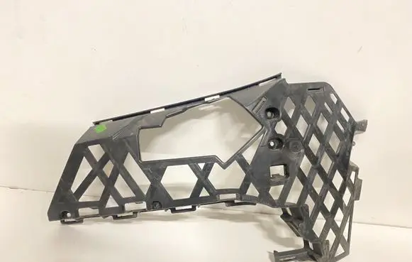Front bumper mounting bracket