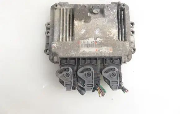 Renault Master II Engine control unit/module 8200311550 0281011940