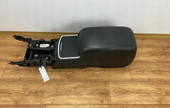 Dodge Charger Center console AK47393TRM005
