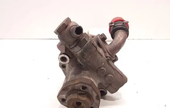 Volkswagen Caddy Power steering pump