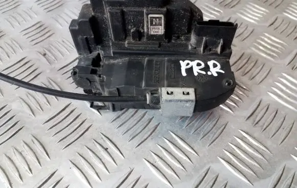 Front door lock