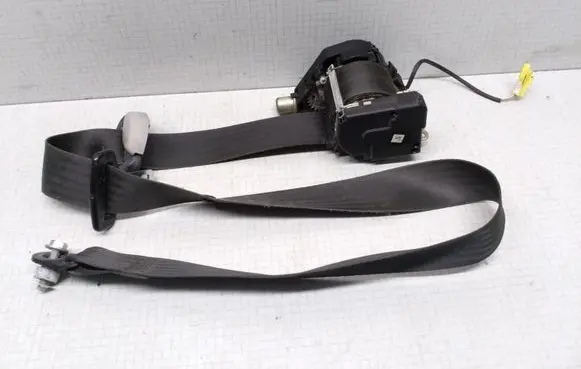 Fiat Panda II Front seatbelt 33014051A