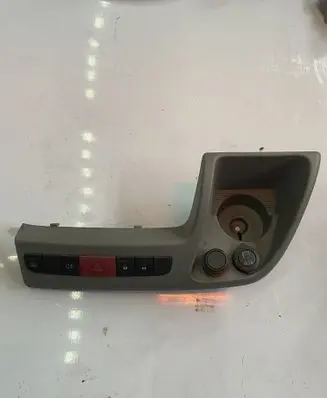 Citroen Jumper Hazard light switch 7354213590