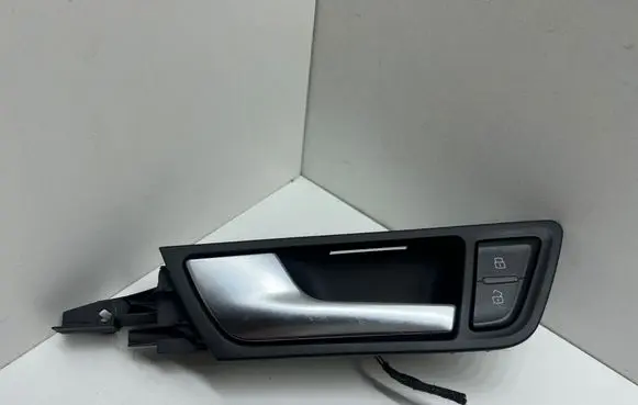 Audi Q5 SQ5 Front door interior handle 8R0837019