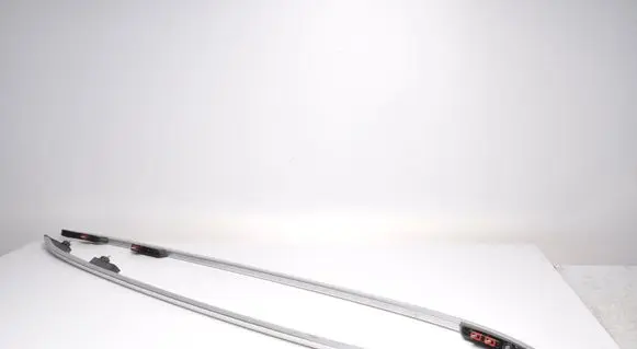 Mercedes-Benz EQB Roof transverse bars on the 