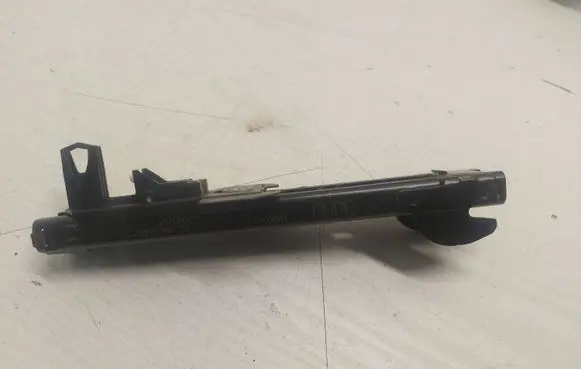 Audi Q7 4L Seat belt adjustment motor 8E0857833F 9DL203680