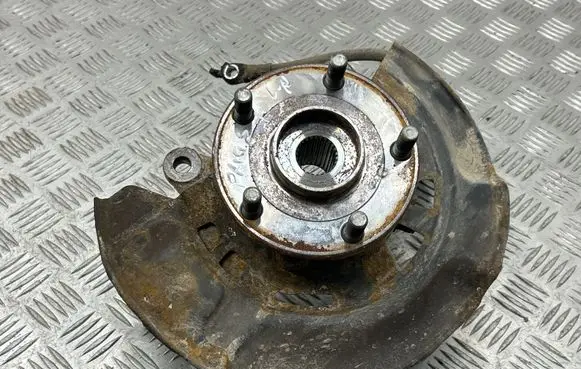 Toyota Prius+ (ZVW40) Front wheel hub spindle knuckle 