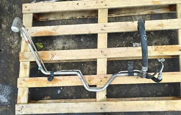 Hyundai Tucson JM Air conditioning (A/C) pipe/hose