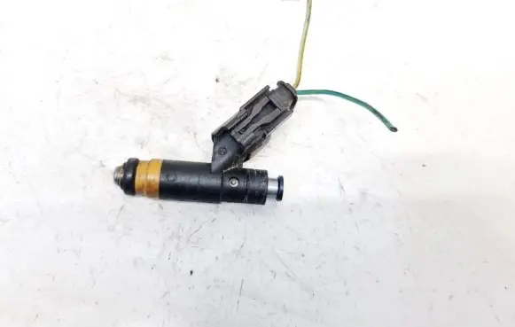 Chrysler 300M Fuel injector 04591760AA