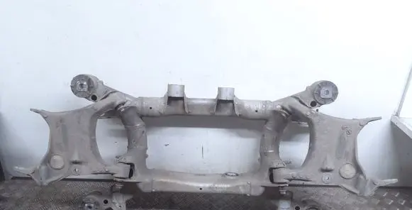 BMW 5 E60 E61 Rear subframe 6770827