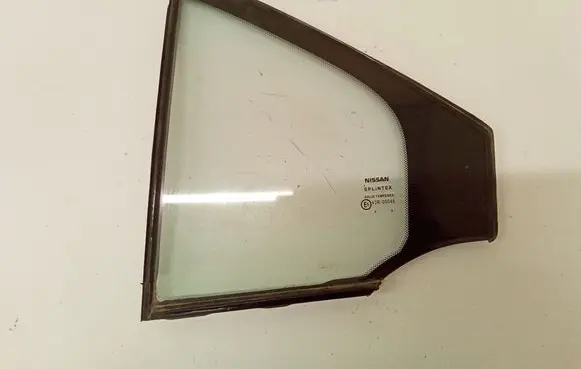 Nissan Primera Rear vent window glass 43R00048