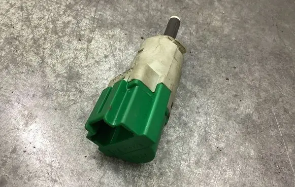 Peugeot 308 Brake pedal sensor switch 9818232480