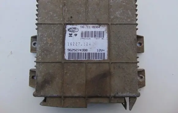 Peugeot 106 Engine control unit/module 9625274380