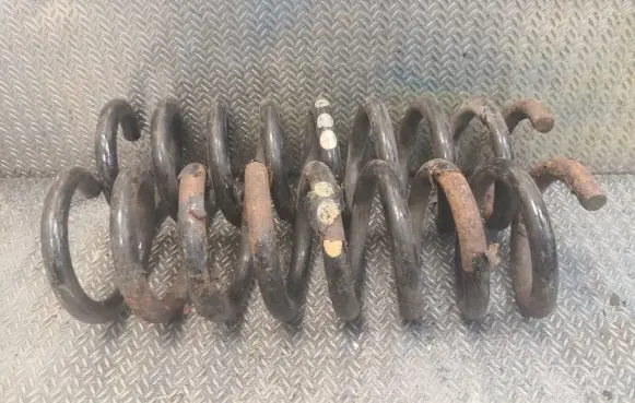 Mercedes-Benz C W203 Set of springs and shock absorbers (Front and rear) 