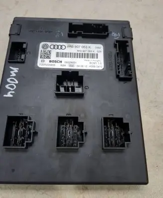 Audi A4 S4 B8 8K Comfort/convenience module 8K0907063K 06029001 F005V00855