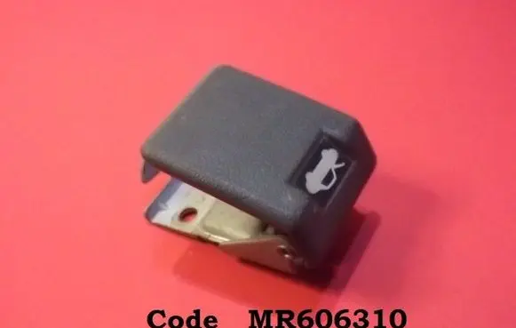Mitsubishi Pajero Sport I Engine bonnet (hood) release handle MR606310