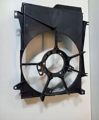 Mitsubishi Space Star Radiator cooling fan shroud 1355A289