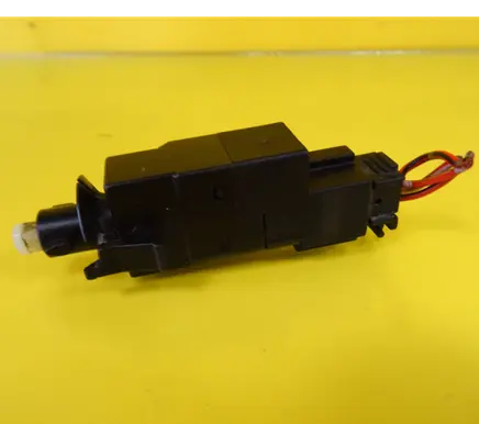 Mercedes-Benz Vaneo W414 Brake pedal sensor switch 0015452009