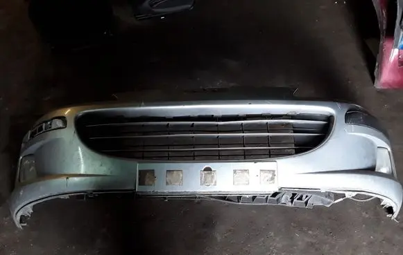 Peugeot 407 Front bumper 9644644377