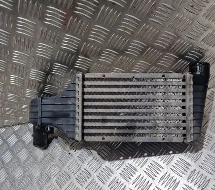 Opel Zafira A Intercooler radiator 09129519 73045