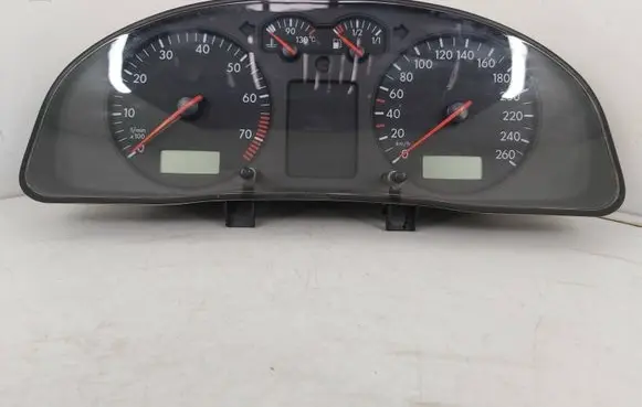 Volkswagen PASSAT B5 Speedometer (instrument cluster) 3B0920800 110008960