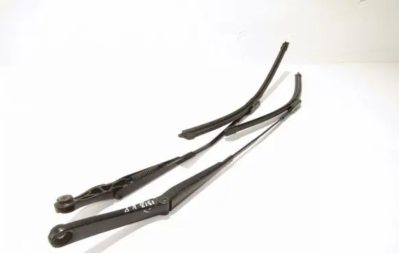 Audi A5 8T 8F Front wiper blade arm