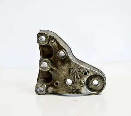 Volkswagen Polo V 6R Engine mounting bracket 600199185T