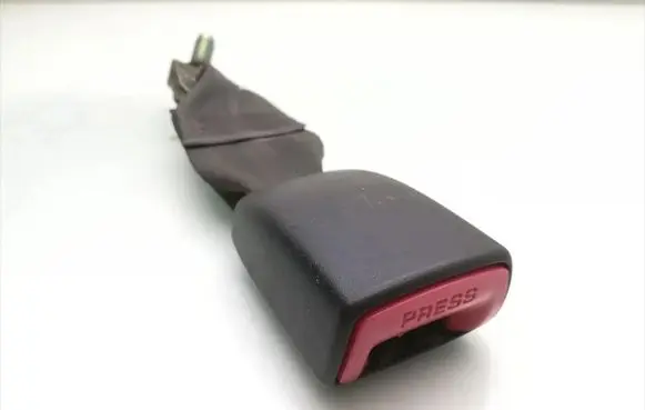 Mitsubishi Lancer X Rear seatbelt buckle E034501