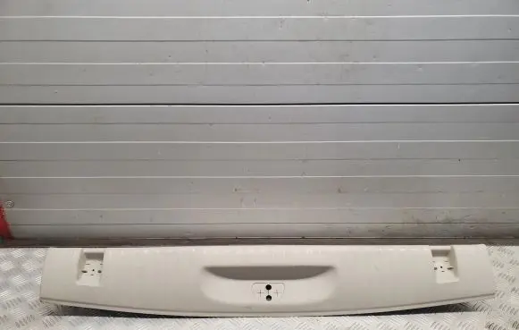 Chrysler Pacifica Trunk/boot sill cover protection 5RH96PD2AE