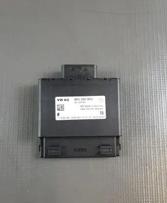 Audi A4 S4 B8 8K Voltage converter/converter module 8K0959663