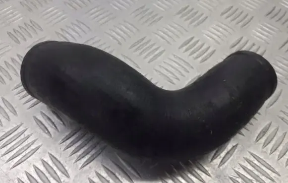 Nissan Primera Air intake hose/pipe