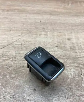 Mercedes-Benz C W204 Electric window control switch A2049058202 10023290