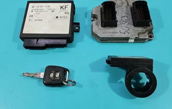 Opel Zafira A Engine control unit/module ECU 55355044 IMPRK1601116