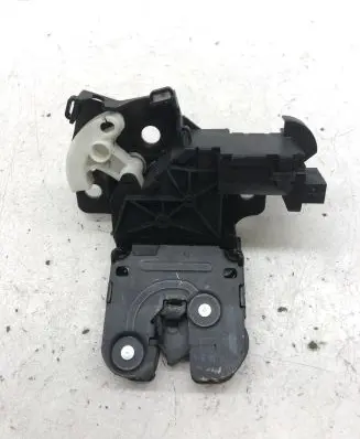 Audi A4 S4 B7 8E 8H Tailgate/trunk/boot lock/catch/latch 8P4827505B