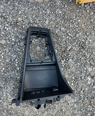 Renault Captur II Wireless charging module 283426179R 284H39520R