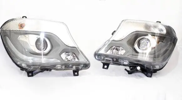 Mercedes-Benz Sprinter W906 Headlights/headlamps set A9068206200 1EJ01103061