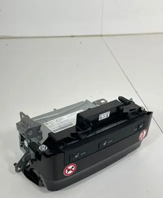 Lexus ES 300h (7th Gen) Seat heating switch 8475233350