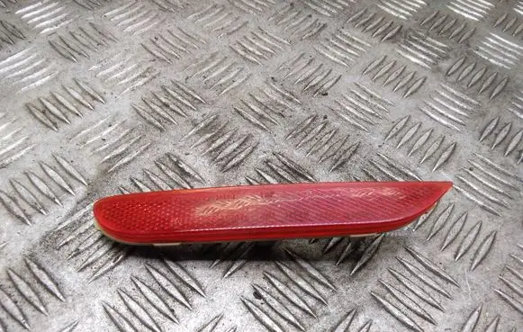 Nissan Qashqai Rear tail light reflector 25023005 3314207 E11020700