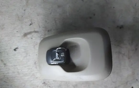 Volvo XC90 Electric window control switch 30658696