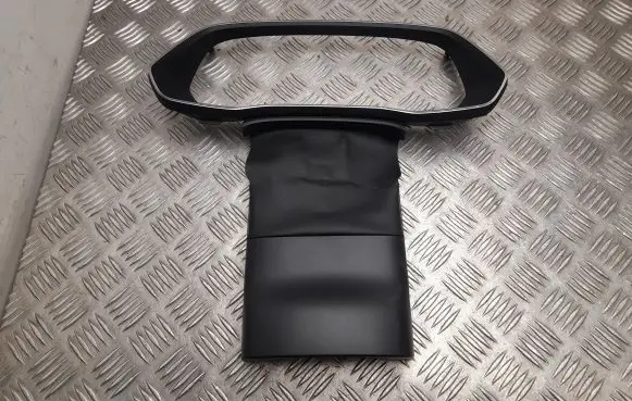 Skoda Octavia Mk4 Dashboard trim 5E3858565