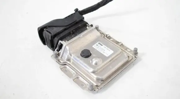 BMW 2 F22 F23 Adblue control unit 0281032793 7445434