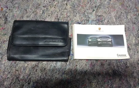 Porsche Cayenne (9PA) Owners service history hand book 