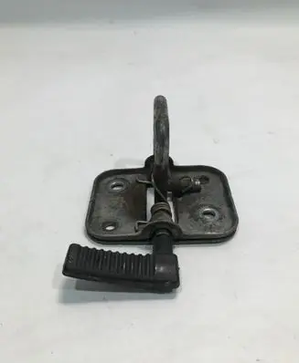 Seat Leon (5F) Engine bonnet/hood lock/latch loop/hook 5F0823186A