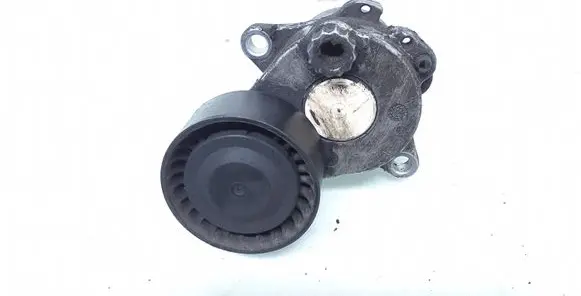 Mercedes-Benz CLS C218 X218 Generator/alternator belt tensioner