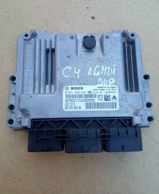 Citroen C4 II Engine control unit/module 9666729580 9807885980 0281030546